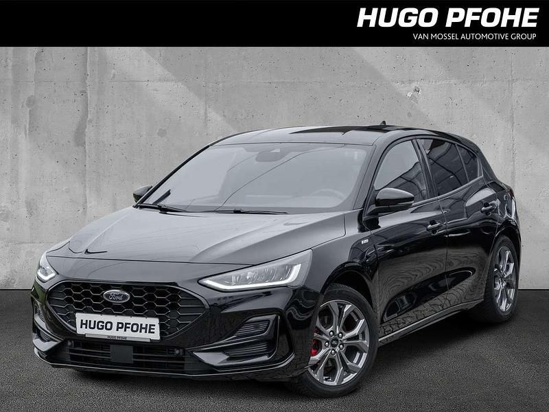 Agate black metallic Gebraucht 2022 Ford Focus ST-Line Limousine | 19.490 € (Fairer Preis) - Bild 1/4