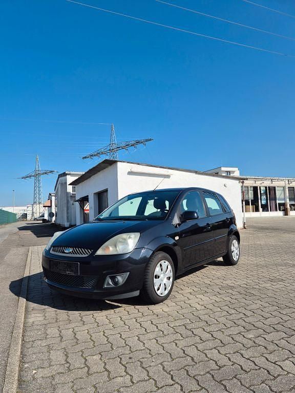 Gebraucht Ford Fiesta Style 80 PS (58 kW) 2008 Schwarz Kleinwagen