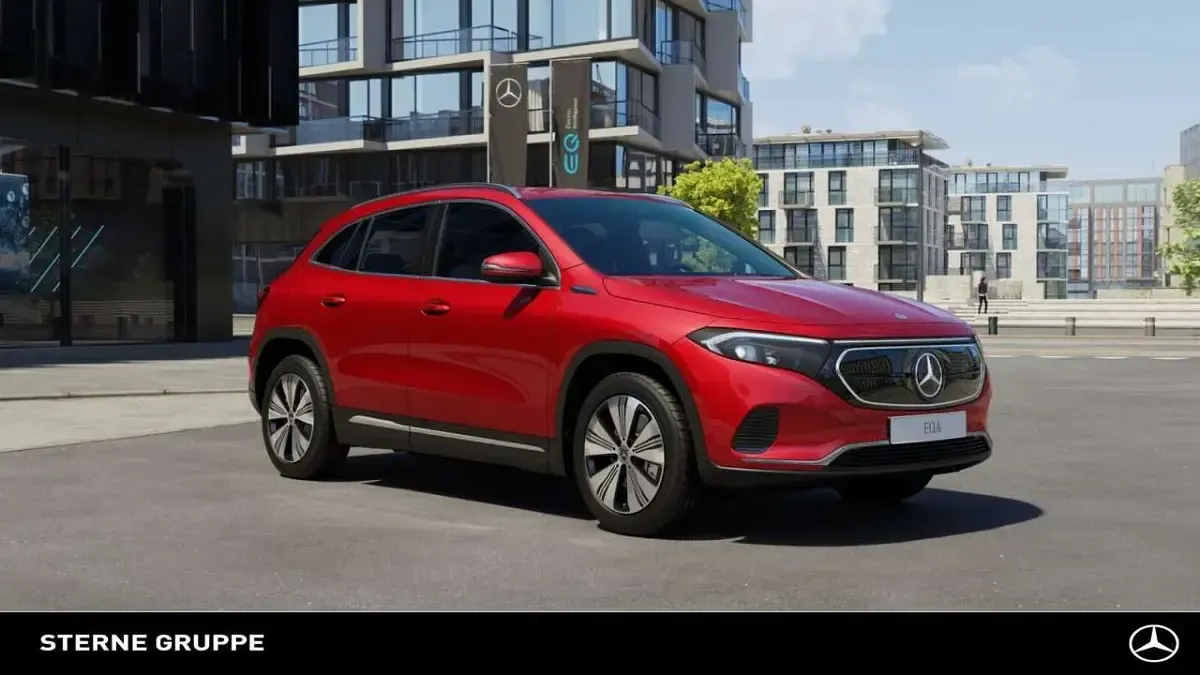 Gebraucht Mercedes EQA250 Progressive 139 kW (190 PS) 2022 Manufaktur lack manufaktur pat SUV