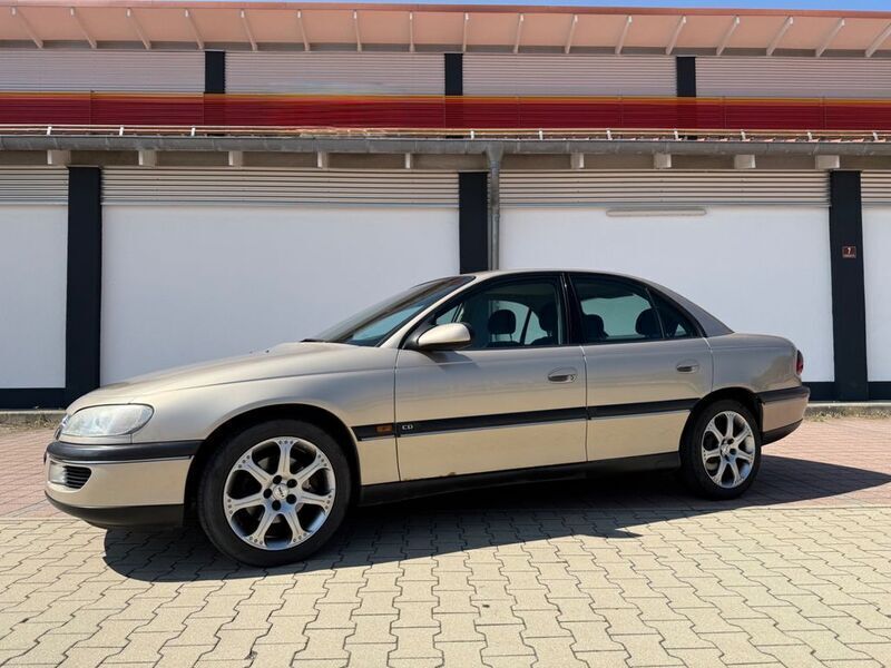 Gebraucht 1998 Opel Omega Limousine | 2.750 € (Etwas zu teuer) - Bild 1/4