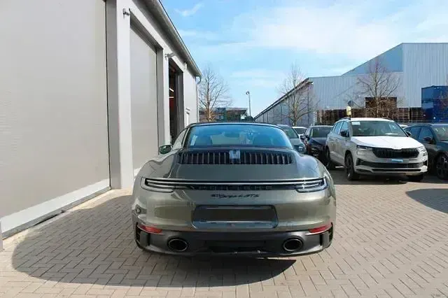 Gebraucht Porsche 911 Carrera 4 GTS Targa 480 PS (353 kW) 2024 Grün Cabrio