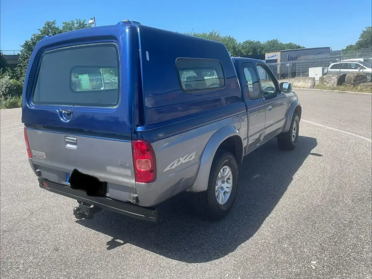Gebraucht Mazda B Series 109 PS (80 kW) 2006 Blau Pickup