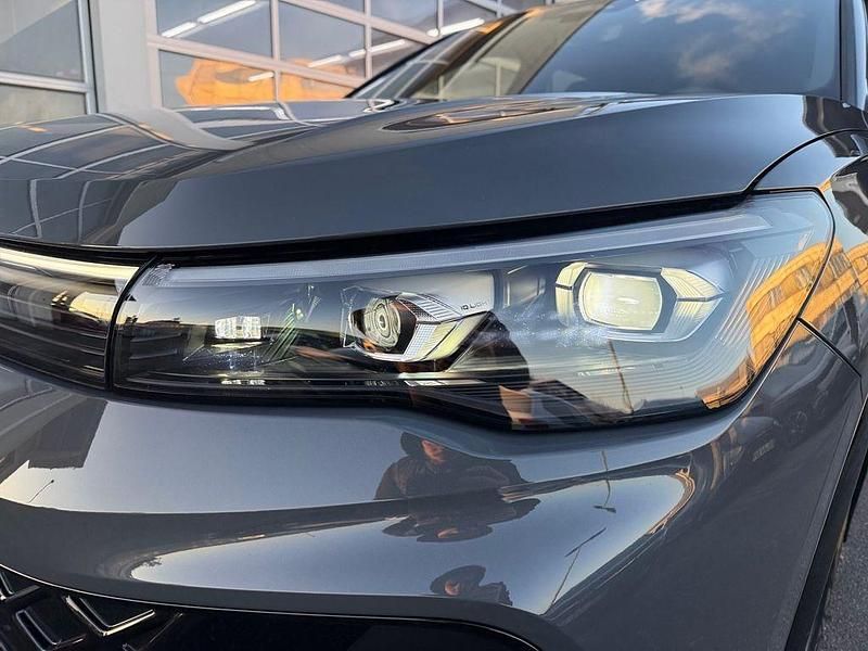 Neu VW Tiguan R-line 150 PS (110 kW) 2026 Grau SUV