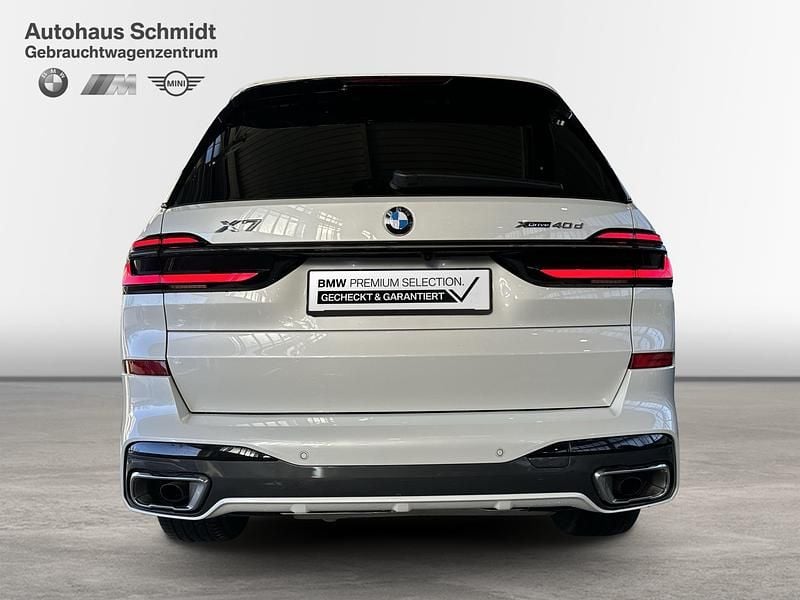 Gebraucht BMW X7 Efficient Dynamics 340 PS (250 kW) 2025 Mineralweiß SUV