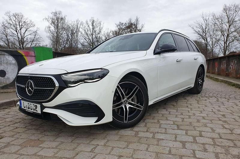 Gebraucht Mercedes E220 AMG line 197 PS (144 kW) 2024 Weiß Kombi