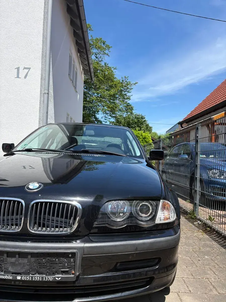 Gebraucht BMW 316 105 PS (77 kW) 2000 Schwarz Limousine