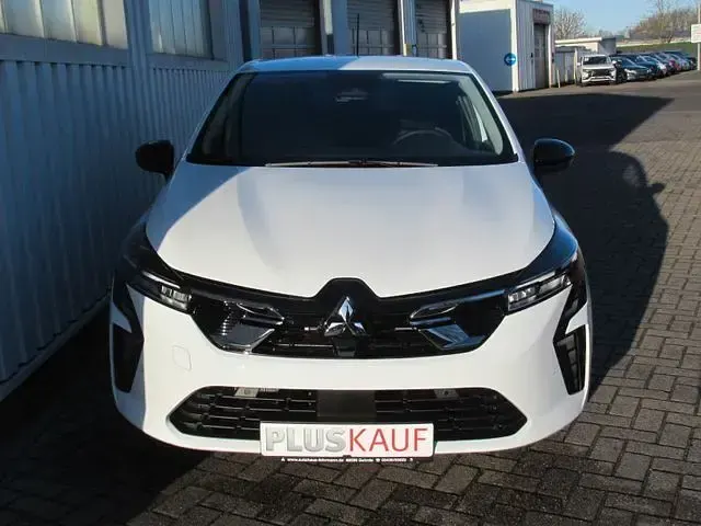 Neu Mitsubishi Colt Plus 143 PS (105 kW) 2025 Weiß Limousine