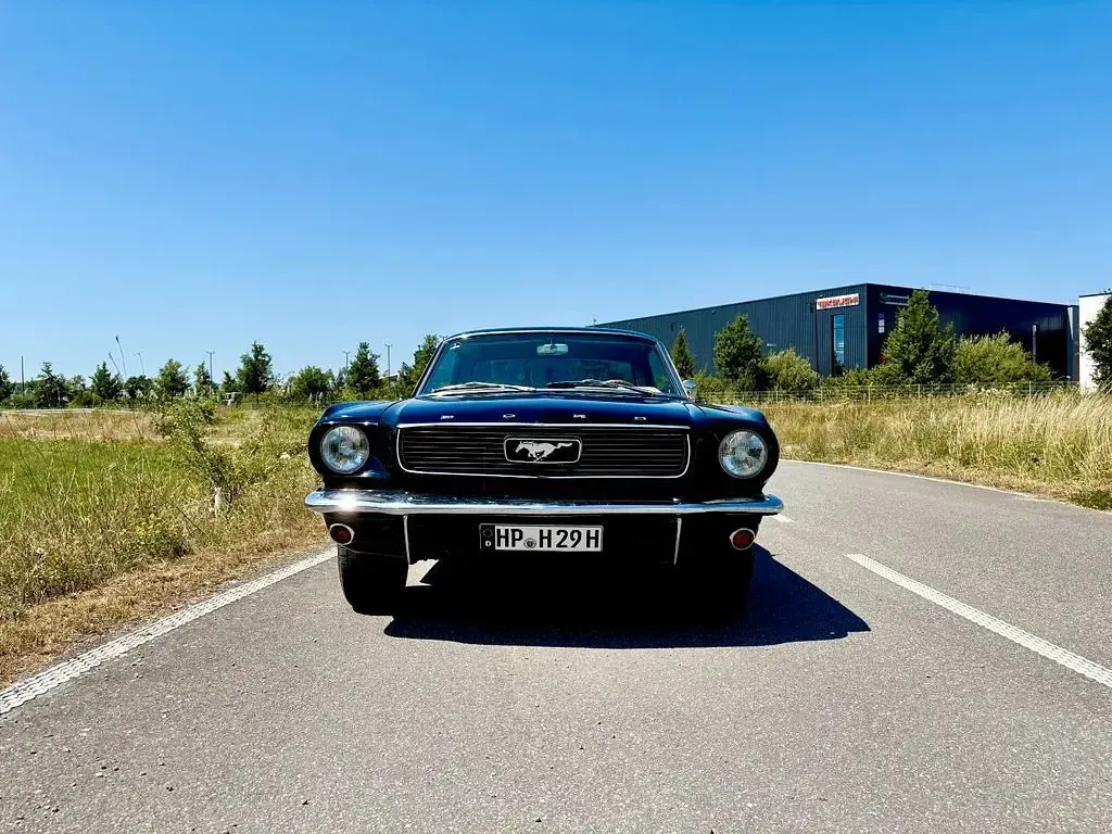 Gebraucht Ford V8 203 PS (149 kW) 1966 Schwarz