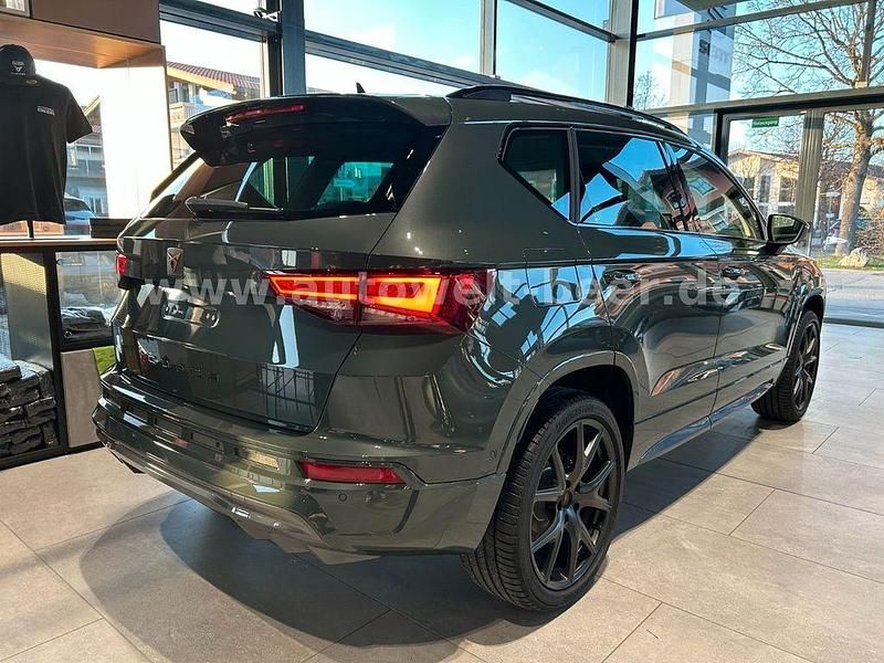 Neu Cupra Ateca 190 PS (139 kW) 2026 Grün SUV