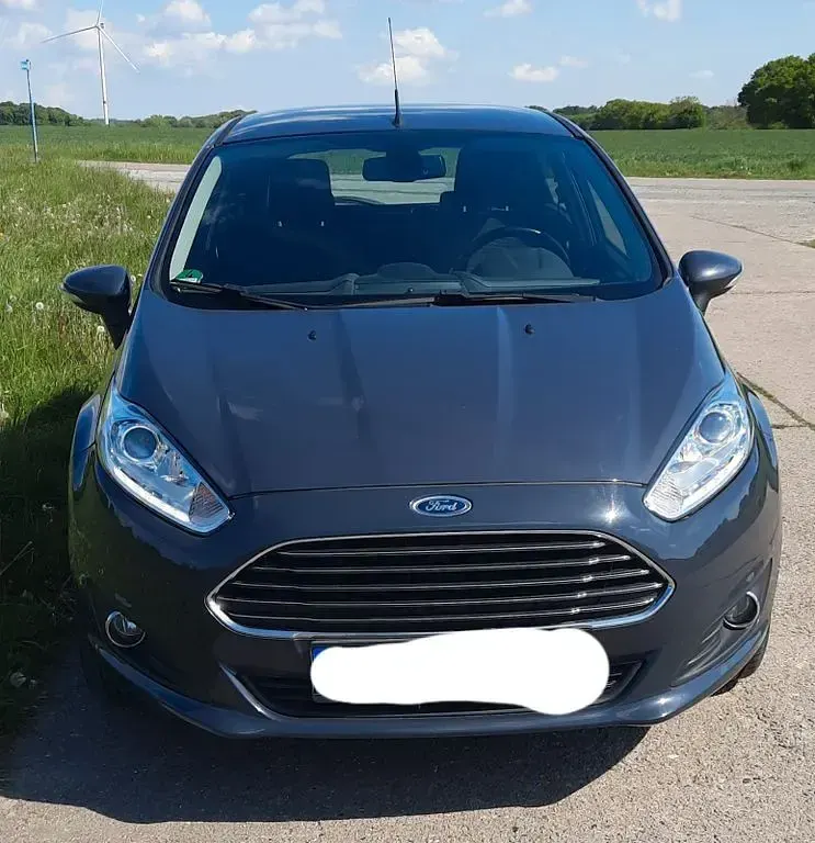 Gebraucht Ford Fiesta Titanium 80 PS (58 kW) 2013 Limousine