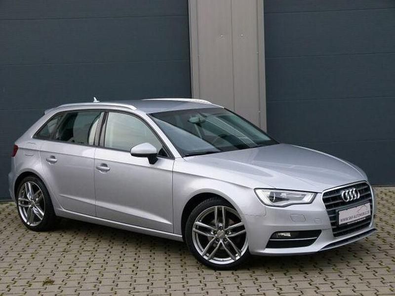 Gebraucht Audi A3 Ambiente 150 PS (110 kW) 2015 Silber Limousine