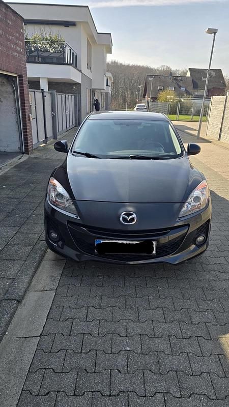 Gebraucht Mazda 3 105 PS (77 kW) 2013 Schwarz Limousine