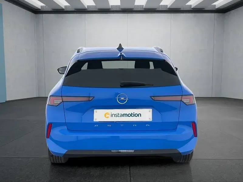 Nowe Opel Astra 131 KM (96 kW) 2025 Niebieski Kombi