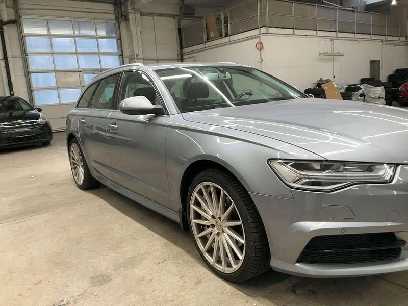 Gebraucht Audi A6 Sport 190 PS (139 kW) 2018 Tornadograu metallic Kombi
