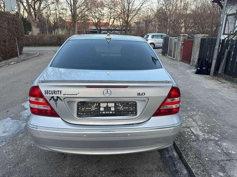 Gebraucht Mercedes C200 Elegance 163 PS (119 kW) 2004 Other Limousine