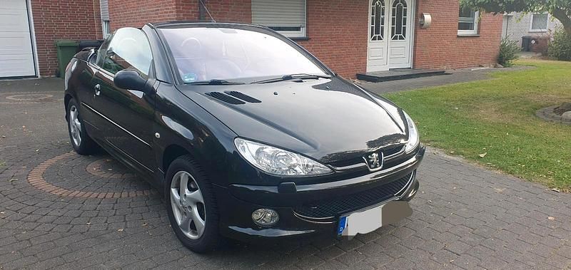 Schwarz Gebraucht 2006 Peugeot 206 CC Cabrio | 1.450 € (Fairer Preis) - Bild 1/4