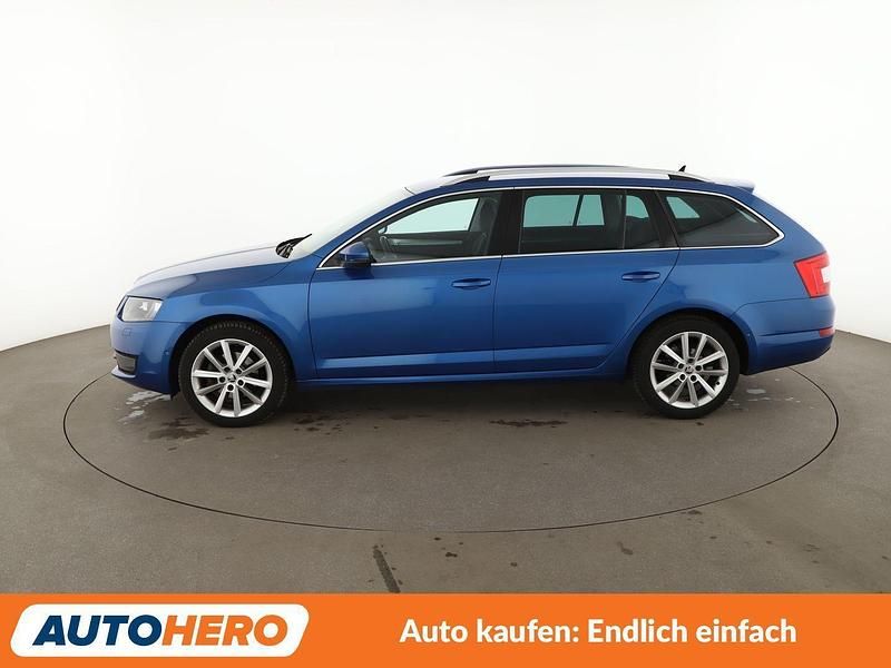 Gebraucht Skoda Octavia Elegance 140 PS (102 kW) 2014 Blau Kombi