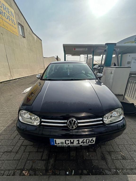 Gebraucht VW Golf IV 101 PS (74 kW) 2001 Schwarz Limousine