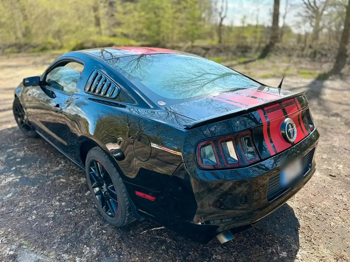 Gebraucht Ford Mustang 305 PS (224 kW) 2014 Schwarz Coupé