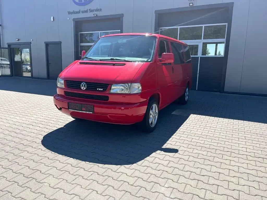 Gebraucht VW T4 102 PS (75 kW) 2002 Rot Van