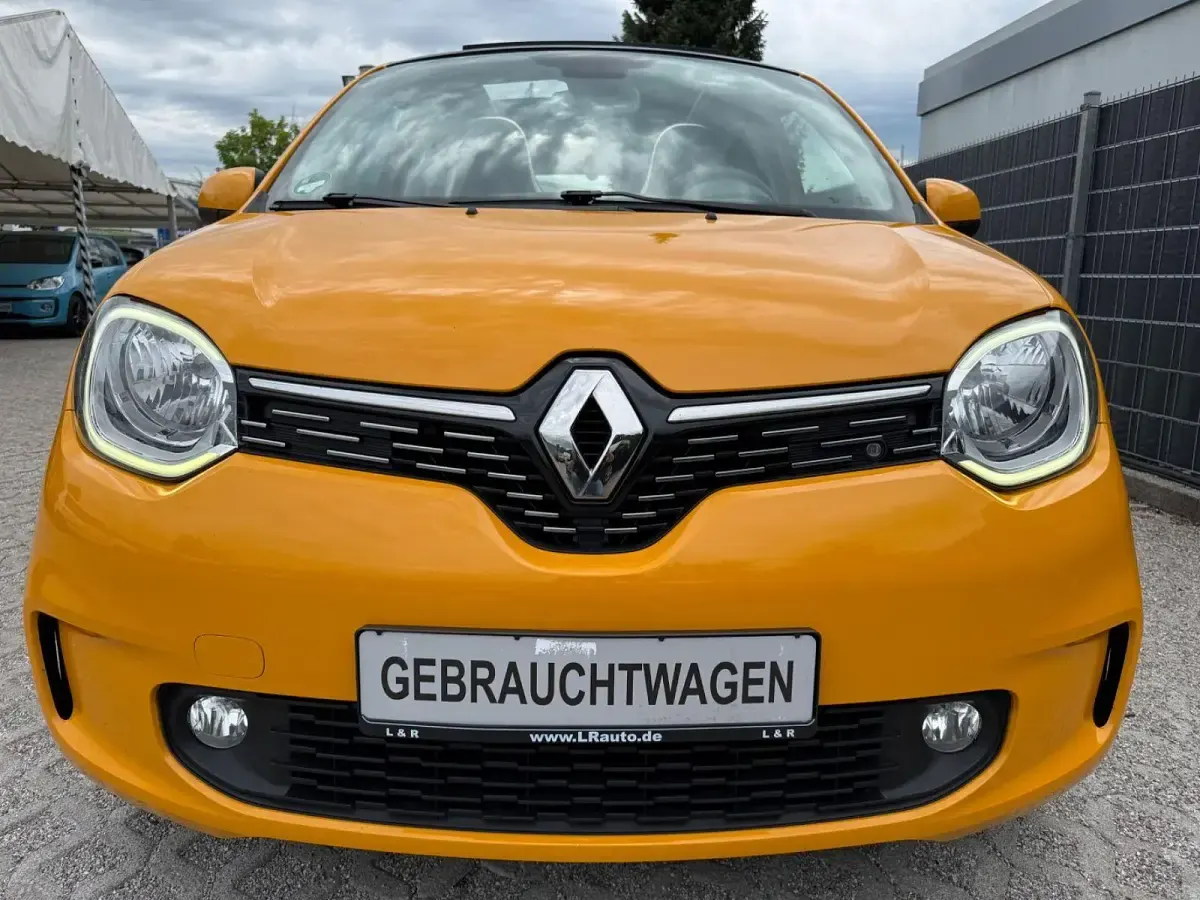 Gebraucht Renault Twingo Intens 92 PS (67 kW) 2020 Gelb Kleinwagen
