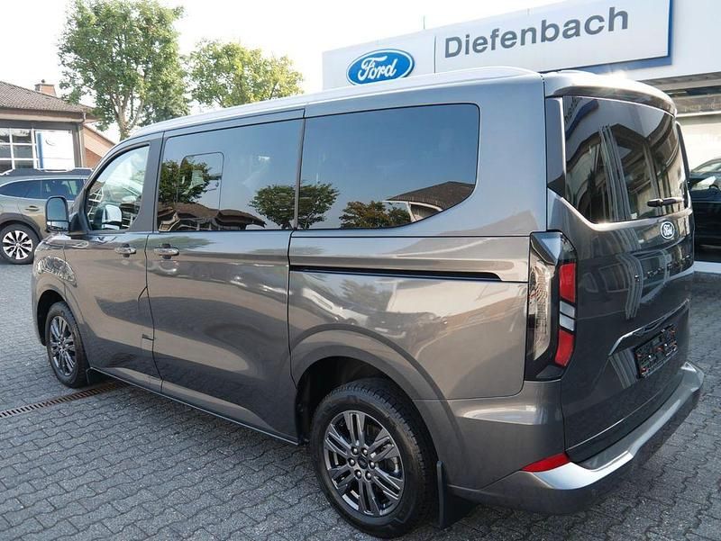 Gebraucht Ford Tourneo Custom Titanium 150 PS (110 kW) 2025 Grau Van