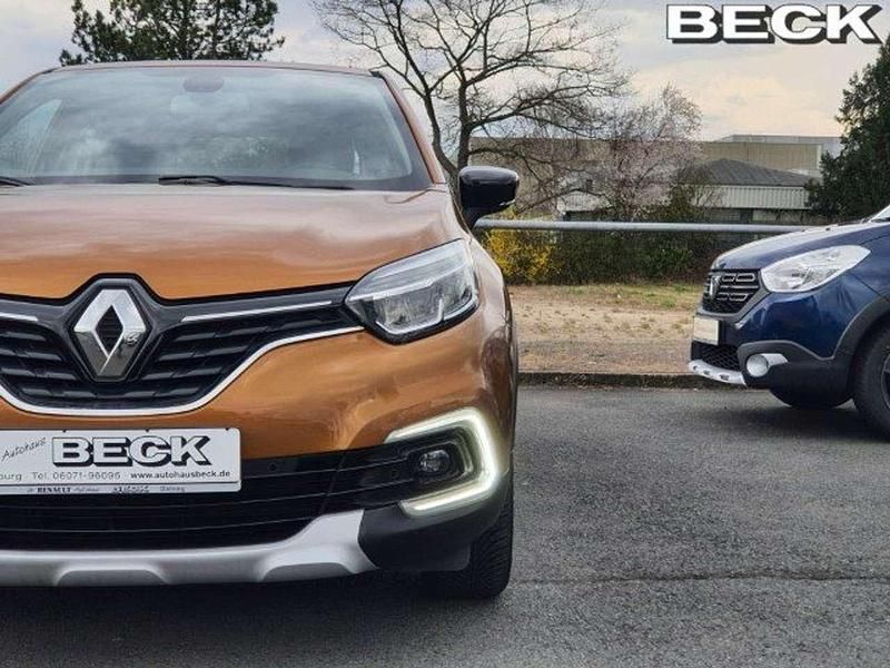 Gebraucht Renault Captur Crossborder 118 PS (86 kW) 2017 Taklamakanorange metallic SUV
