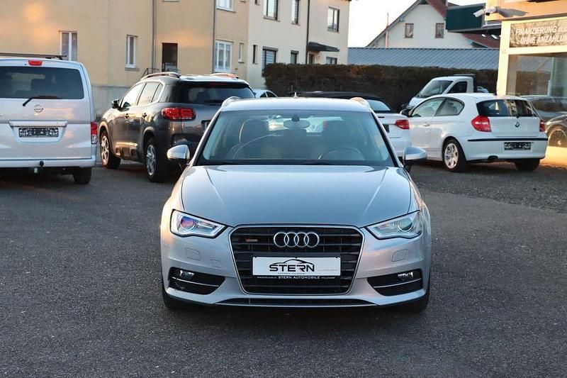 Gebraucht Audi A3 Sport 110 PS (80 kW) 2014 Silber Limousine