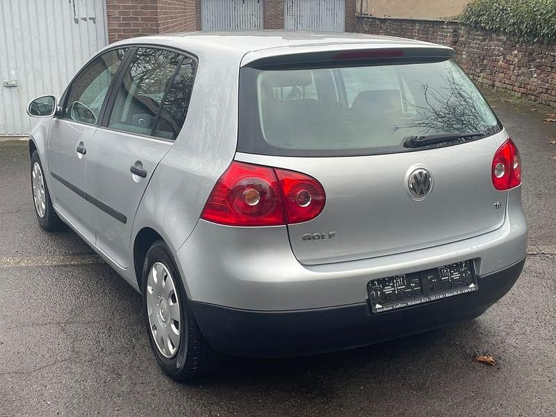 Gebraucht VW Golf IV 102 PS (75 kW) 2004 Silber Limousine