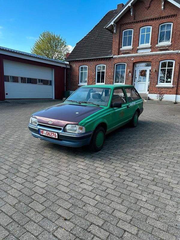 Second-hand Ford Escort 54 CP (39 kW) 1988 Verde Break
