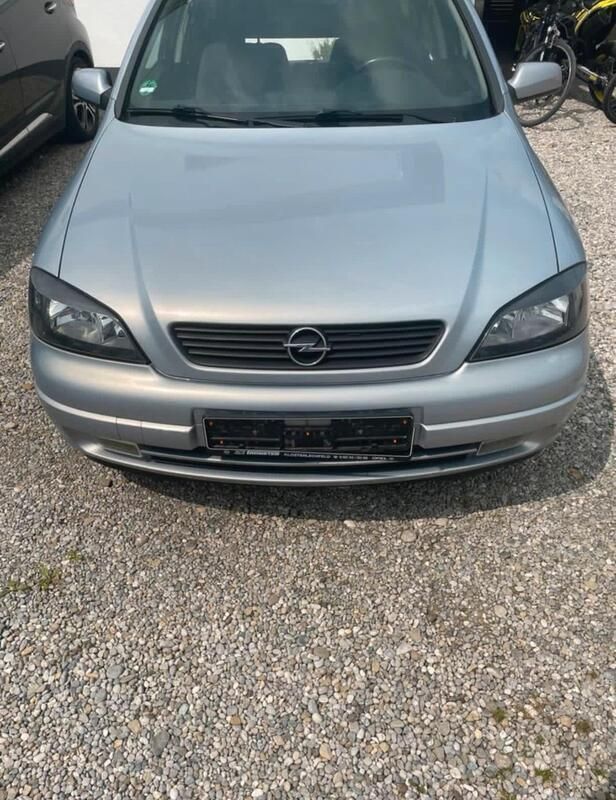 Grau Gebraucht 2002 Opel Astra Kleinwagen | 700 € (Superpreis) - Bild 1/4