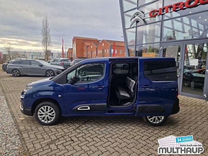 Gebraucht Citroën Berlingo Feel 131 PS (96 kW) 2023 Blau Van / Kleinbus