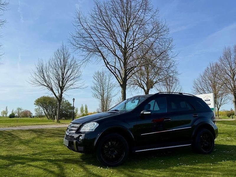 Gebraucht Mercedes ML420 306 PS (225 kW) 2006 Schwarz SUV