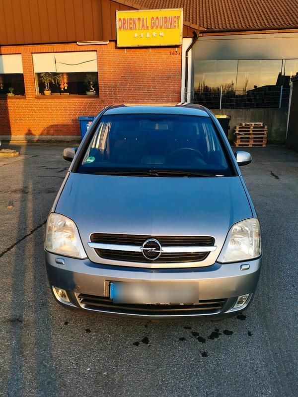 Grau Gebraucht 2005 Opel Meriva Van / Kleinbus | 2.300 € (Fairer Preis) - Bild 1/4