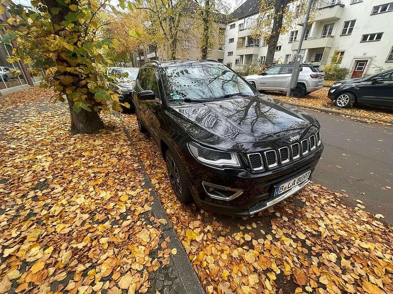 Gebraucht Jeep Compass Limited 150 PS (110 kW) 2020 Schwarz SUV