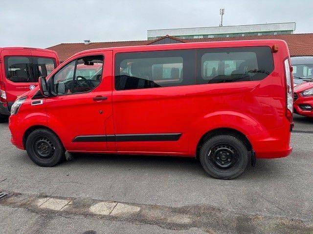 Gebraucht Ford Transit Custom 105 PS (77 kW) 2018 Rot Van / Kleinbus