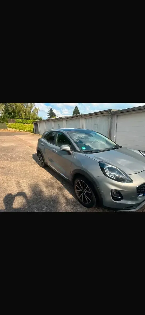 Gebraucht Ford Puma Titanium 125 PS (91 kW) 2021 Grau SUV