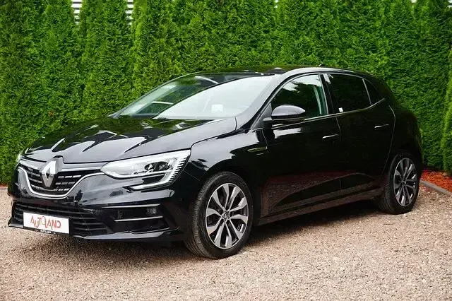 Gebraucht Renault Mégane II Intens 140 PS (102 kW) 2021 Schwarz Limousine