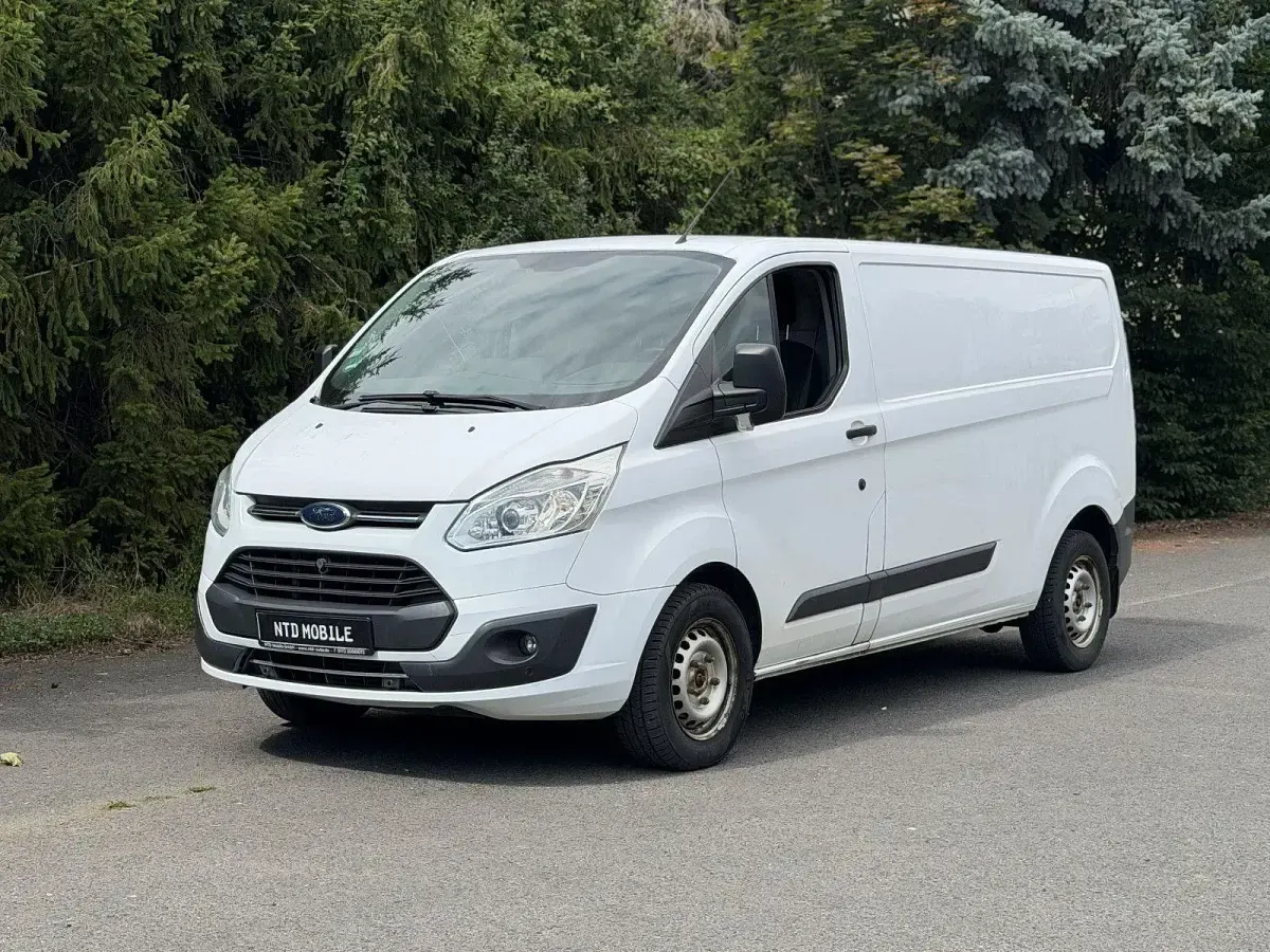 Gebraucht Ford Transit Custom 105 PS (77 kW) 2017 Weiß Van