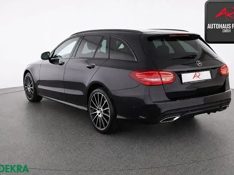 Gebraucht Mercedes C300 AMG 258 PS (189 kW) 2018 Schwarz Limousine