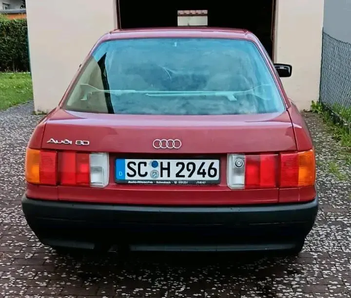 Gebraucht Audi 80 69 PS (50 kW) 1990 Rot Limousine