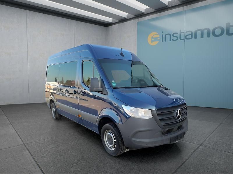 Gebraucht Mercedes Sprinter 150 PS (110 kW) 2025 Blau Van