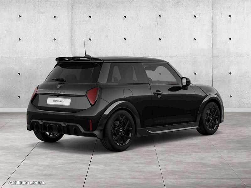 Usata Mini Cooper 114 kW (156 CV) 2025 Nero Utilitaria