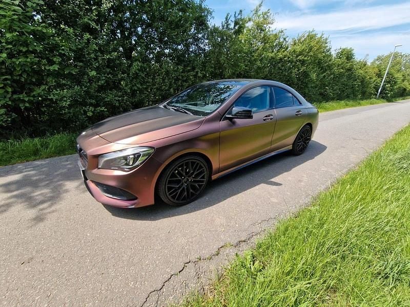 Grau Gebraucht 2018 Mercedes CLA200 Edition Coupé | 18.500 € (Superpreis) - Bild 1/4