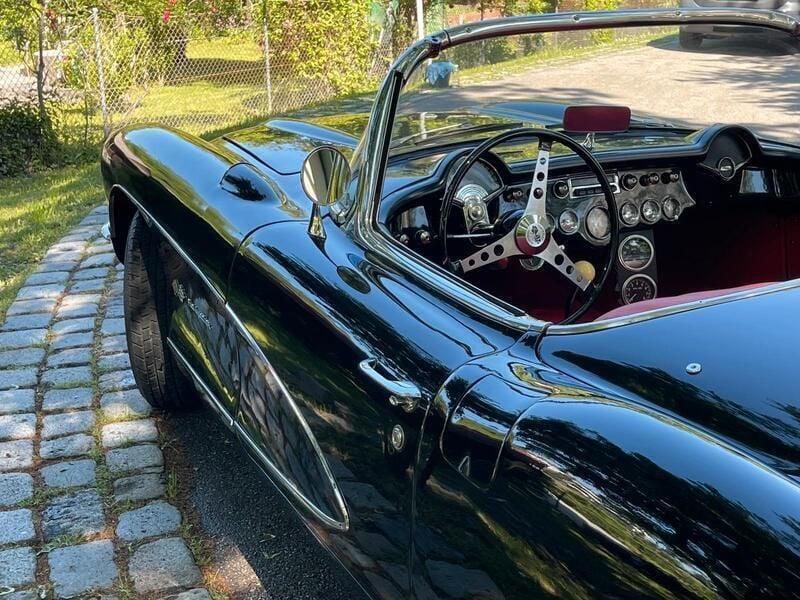 Schwarz Gebraucht 1957 Chevrolet Corvette C1 Cabrio | 69.057 € - Bild 1/4