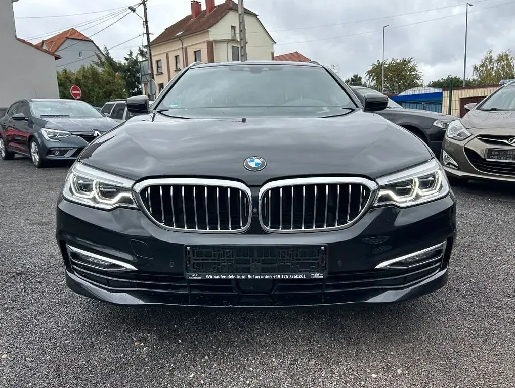 Gebraucht BMW 540 Performance 340 PS (250 kW) 2019 Schwarz Limousine