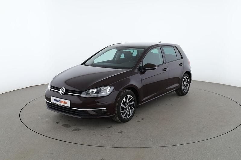 Używany VW Golf VII Sound 125 KM (91 kW) 2017 Sedan/Limuzyna