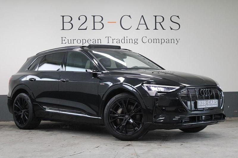 Schwarz Gebraucht 2019 Audi e-tron Sport SUV | 21.400 € (Guter Preis) - Bild 1/4