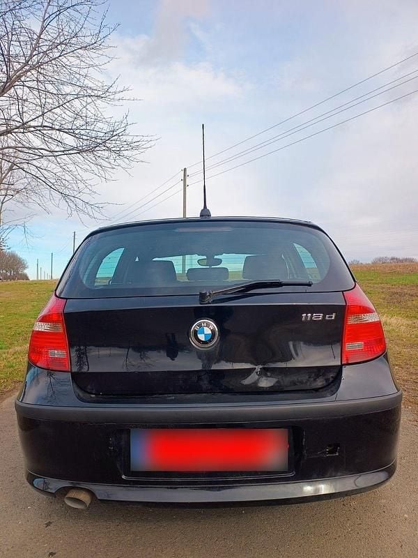 Usata BMW 118 143 CV (105 kW) 2010 Nero Utilitaria