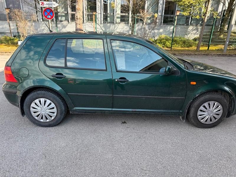 Gebraucht VW Golf III 101 PS (74 kW) 1998 Grün Kombi